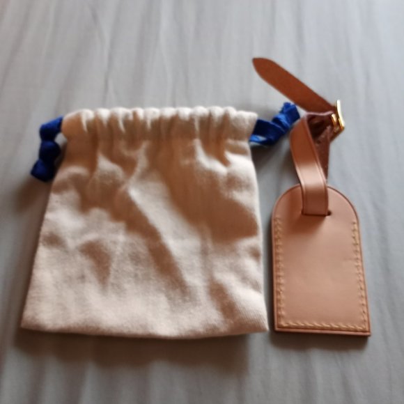 On SALE 100% Authentic Louis Vuitton Luggage Tag - Picture 3 of 3